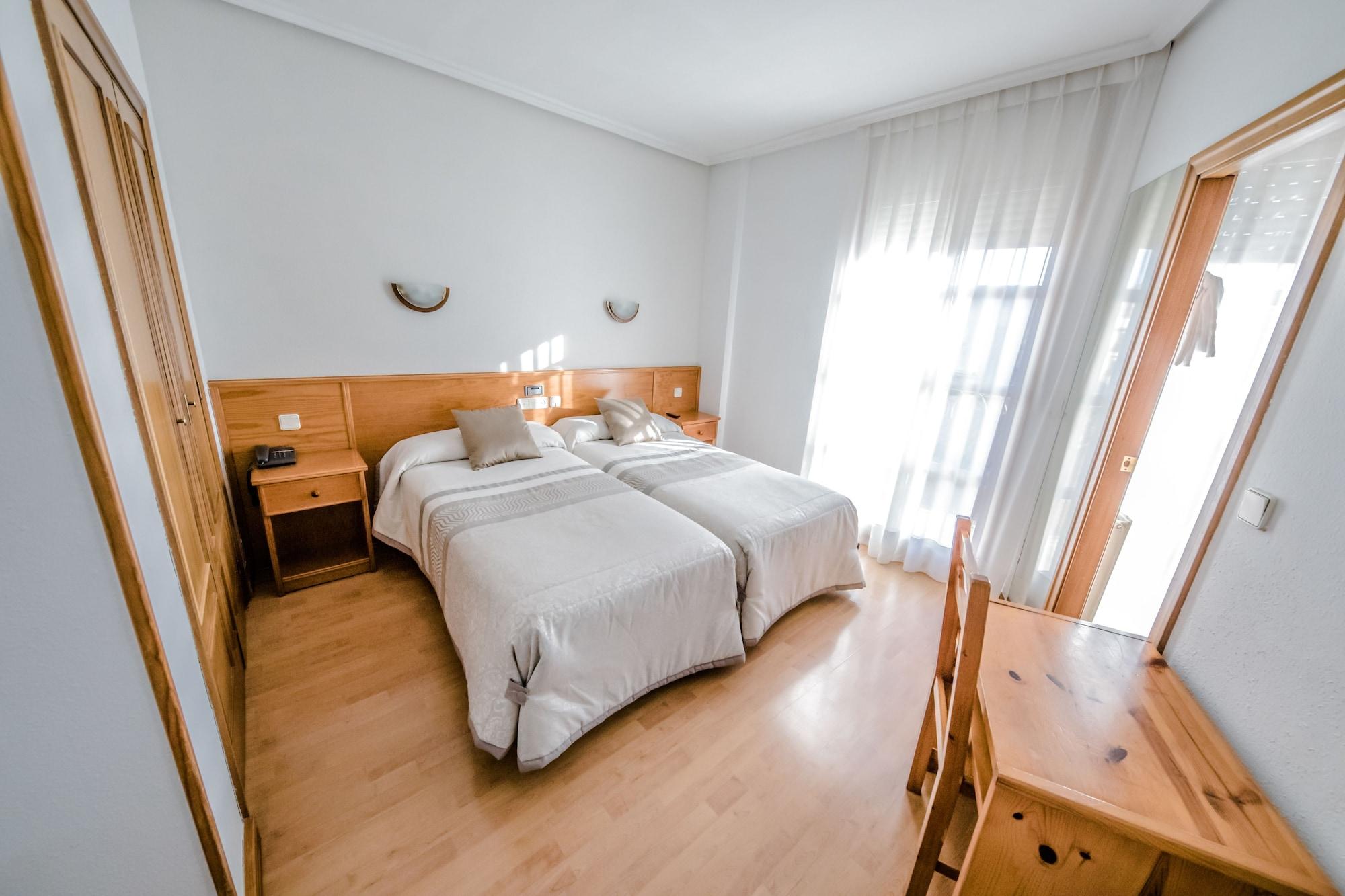 Hotel Alvi Soria Zewnętrze zdjęcie