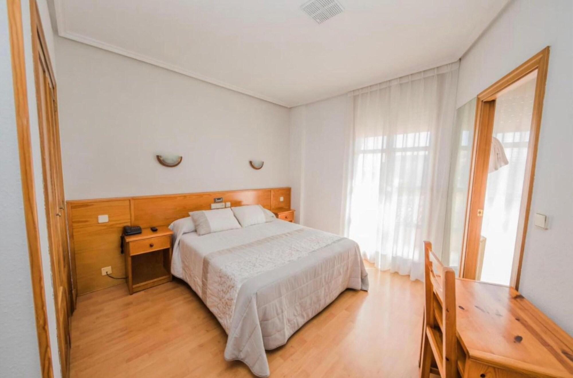 Hotel Alvi Soria Zewnętrze zdjęcie