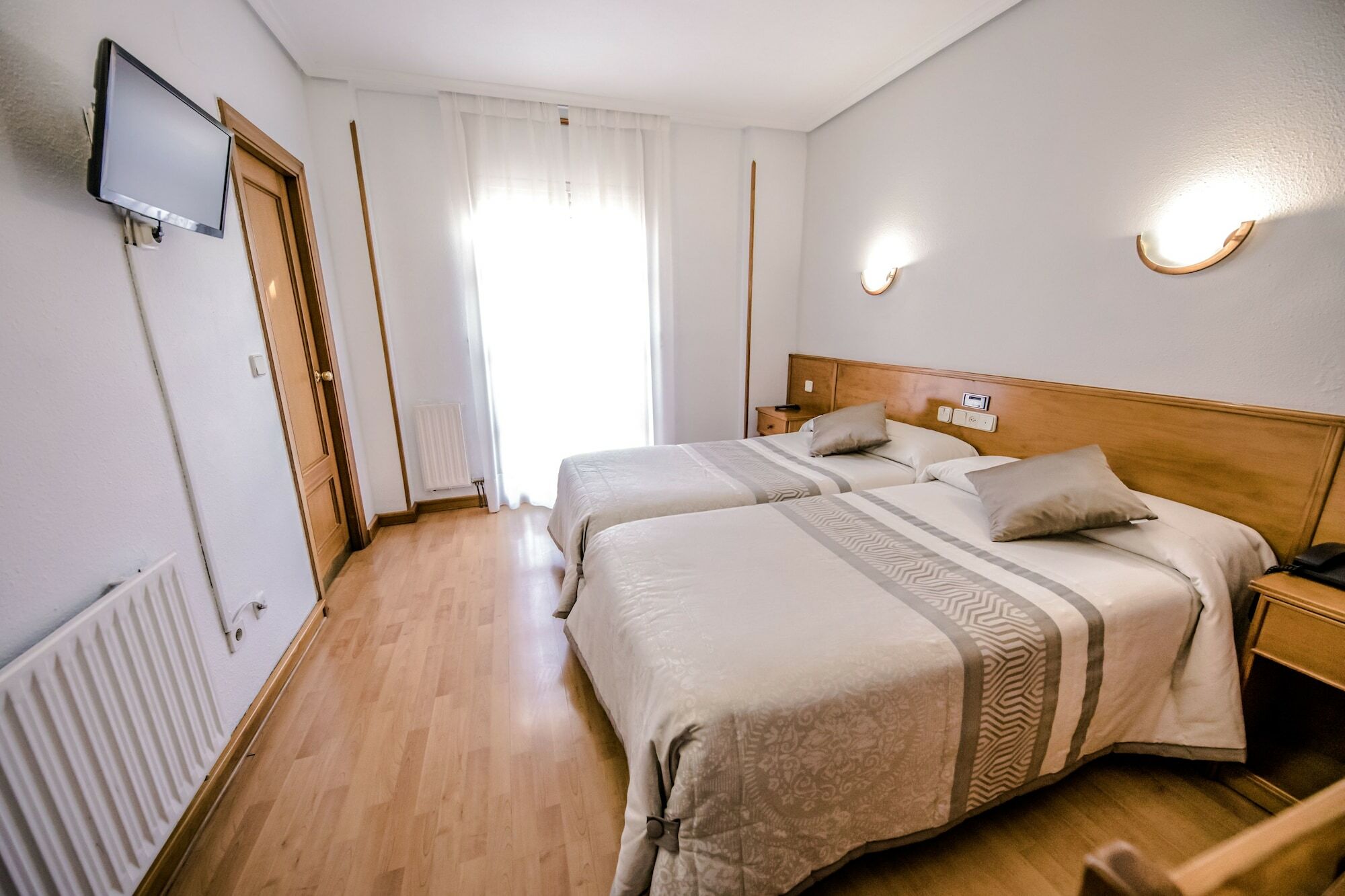 Hotel Alvi Soria Zewnętrze zdjęcie